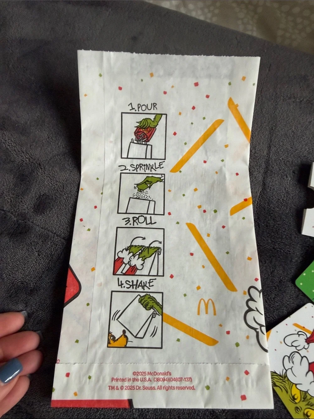 McDonald's The Grinch Holiday Party Set w/box cup shaker salt bag & unopened Sox